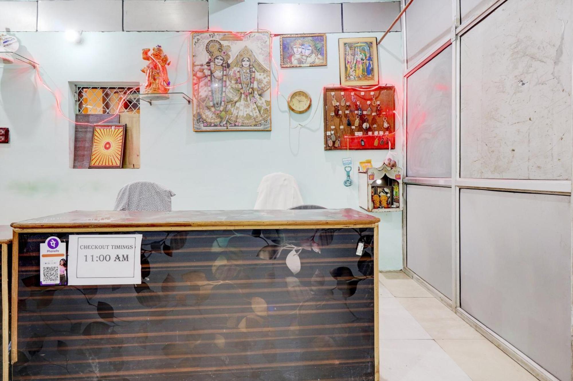 Hotel O Shree Radha Guest House Jhansi Exterior photo